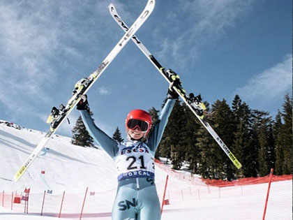 SNC alpine skiier Saana Ahonen, GS National Champion at the 2018 USCSA Nationals