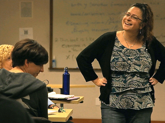 Illyse Kusnetz teaches a class in Book Reviews for the Creative Writing MFA program
