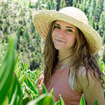 New Media Journalism student Gabby Dodd, headshot