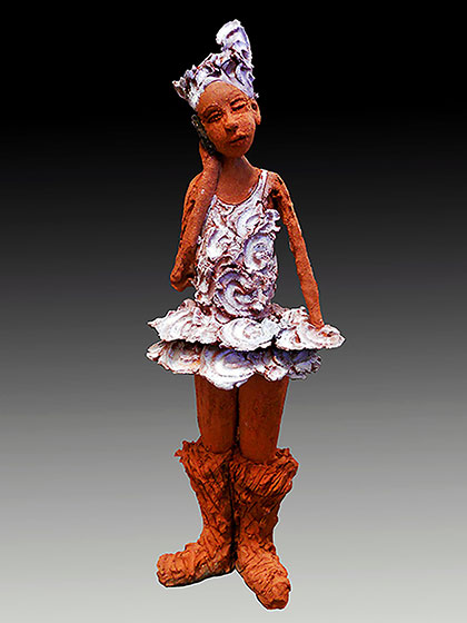 Diva, work by ceramic sculptor Susannah Israel