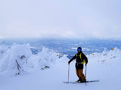 Sierra Nevada College art student skiing through the Snow Monster formations above Zao, Japan