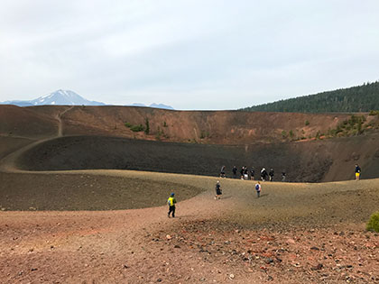 Lassen NP - geology students hike up Cinder Cone