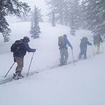 Interdyscyplinarne Studia Outdoor Adventure leadership students in a backcountry skiing and riding class